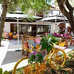 Eden * Sarandë