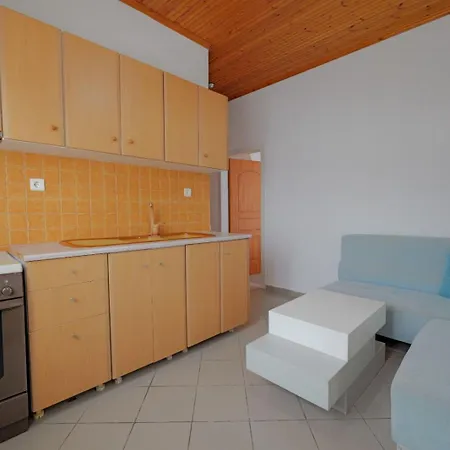 Apartment Eden