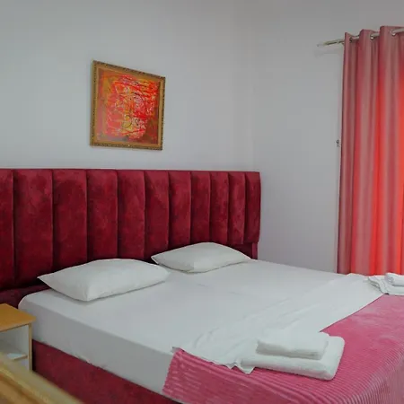 Eden Apartment
