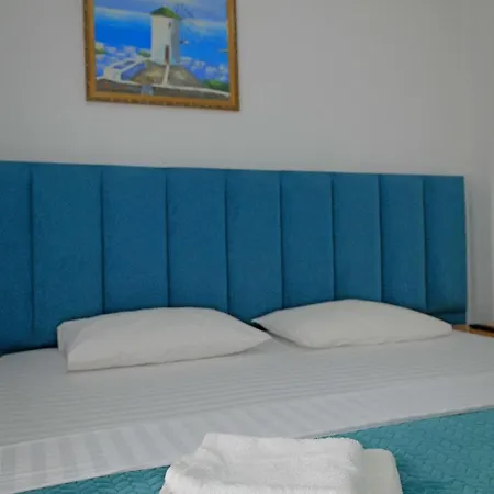 Eden * Sarande